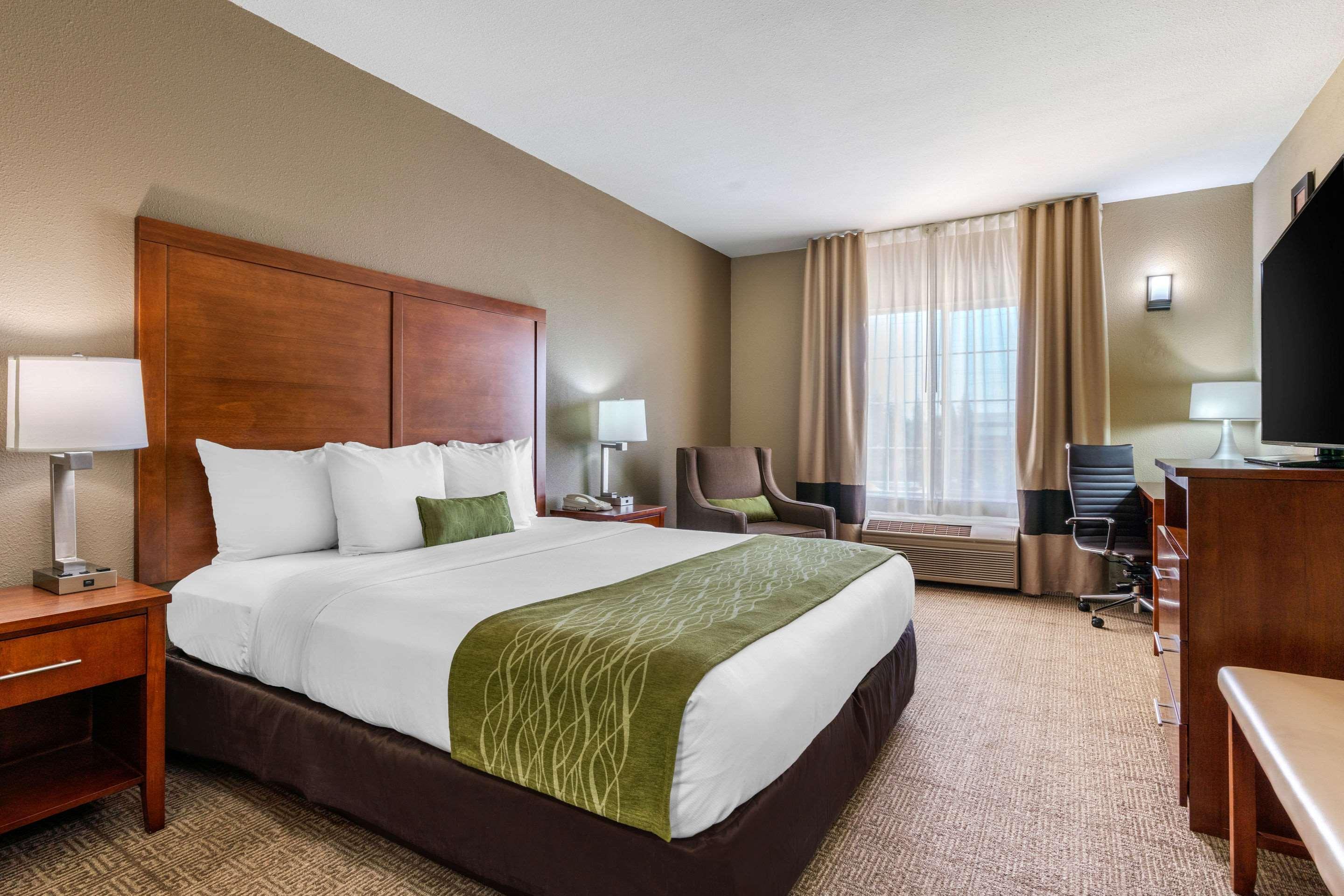 Comfort Inn & Suites Sacramento - University Area 외부 사진
