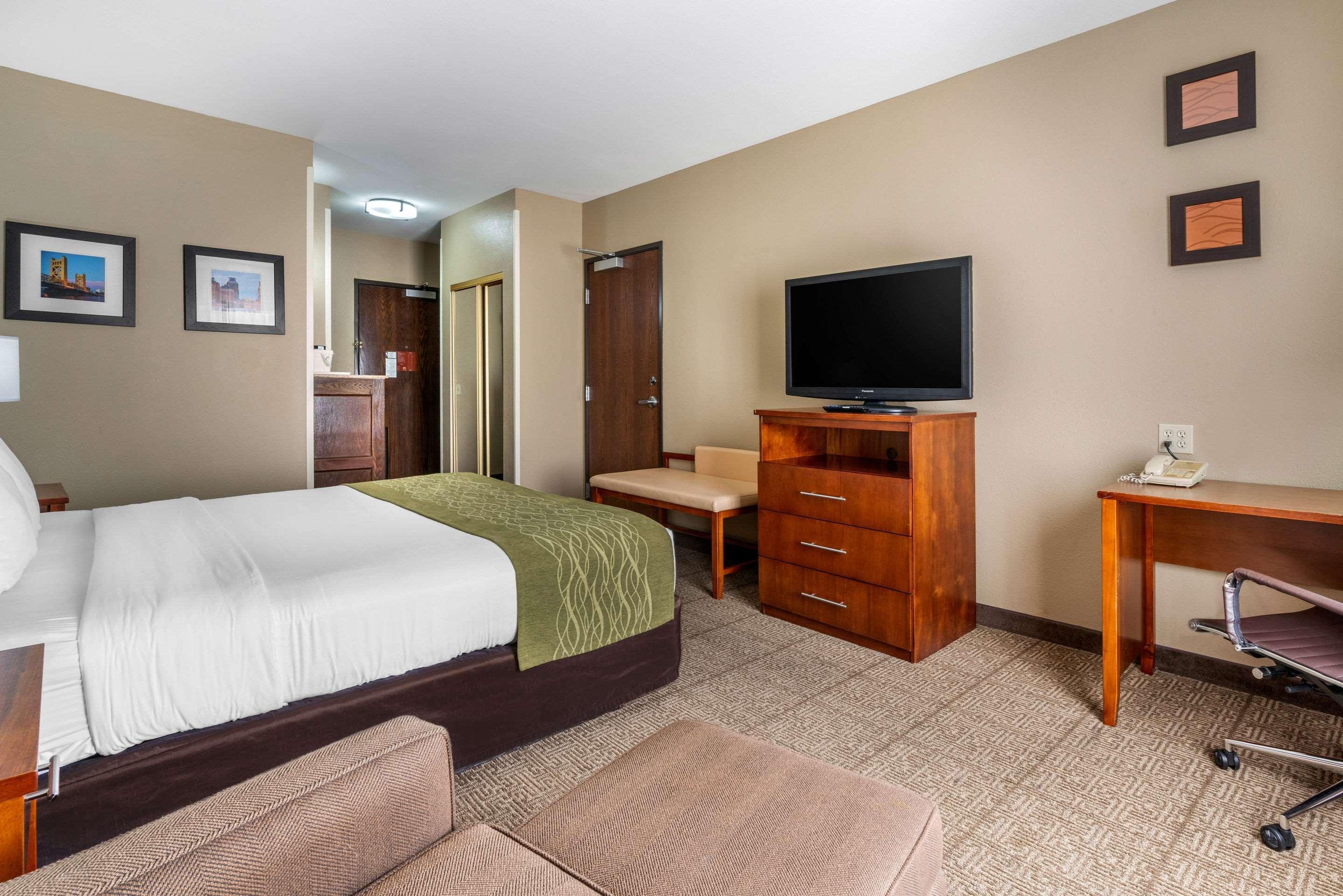 Comfort Inn & Suites Sacramento - University Area 외부 사진