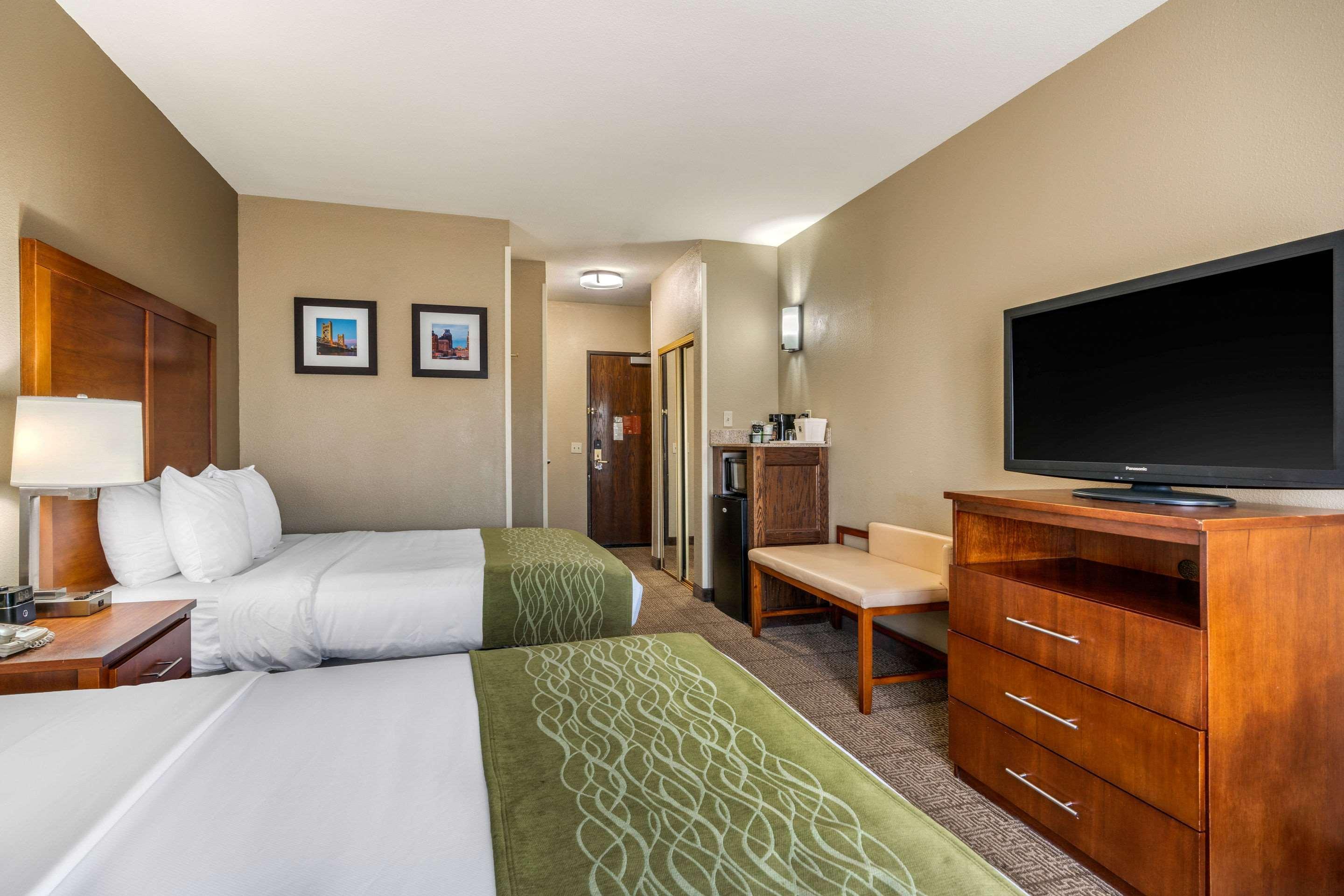 Comfort Inn & Suites Sacramento - University Area 외부 사진
