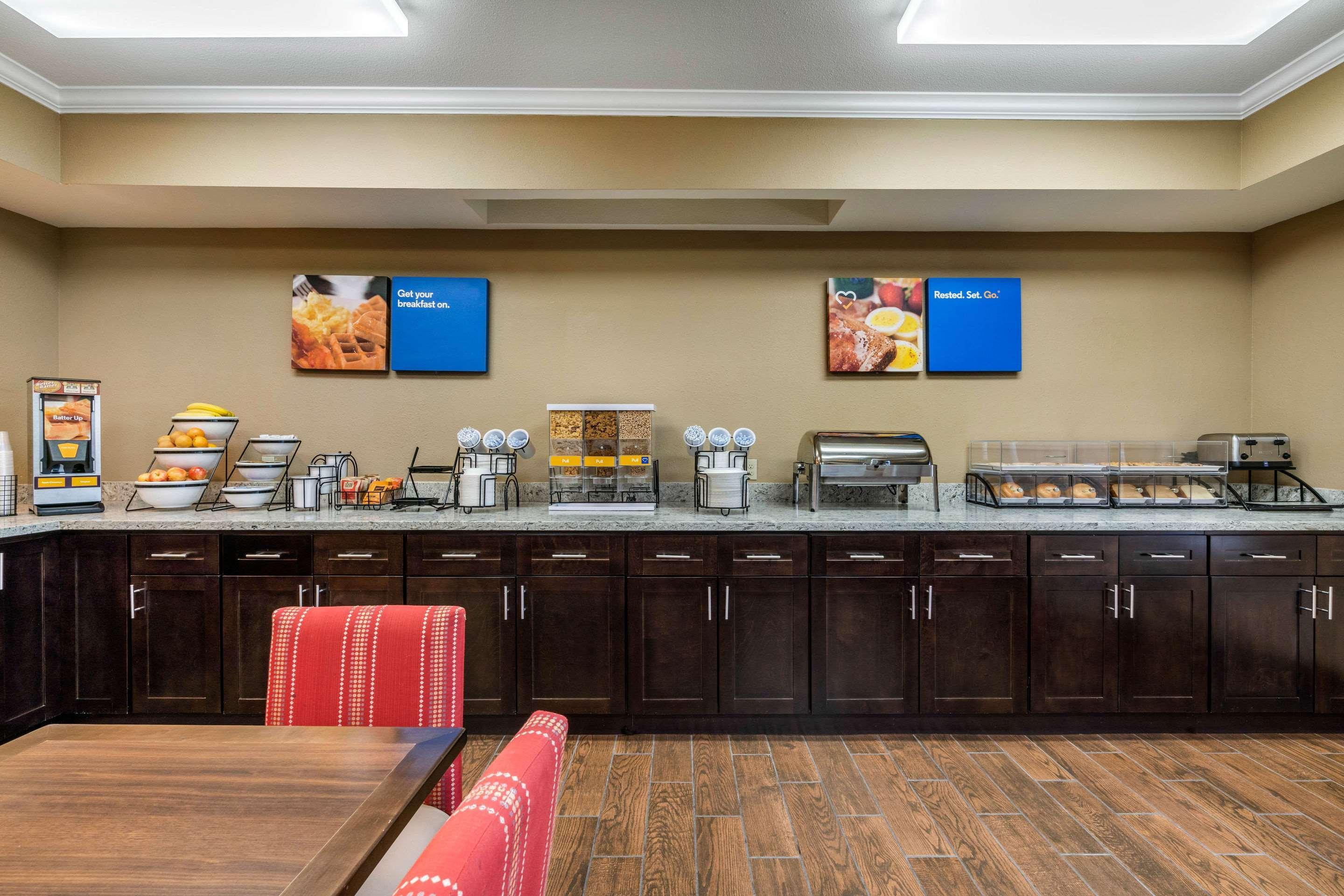Comfort Inn & Suites Sacramento - University Area 외부 사진