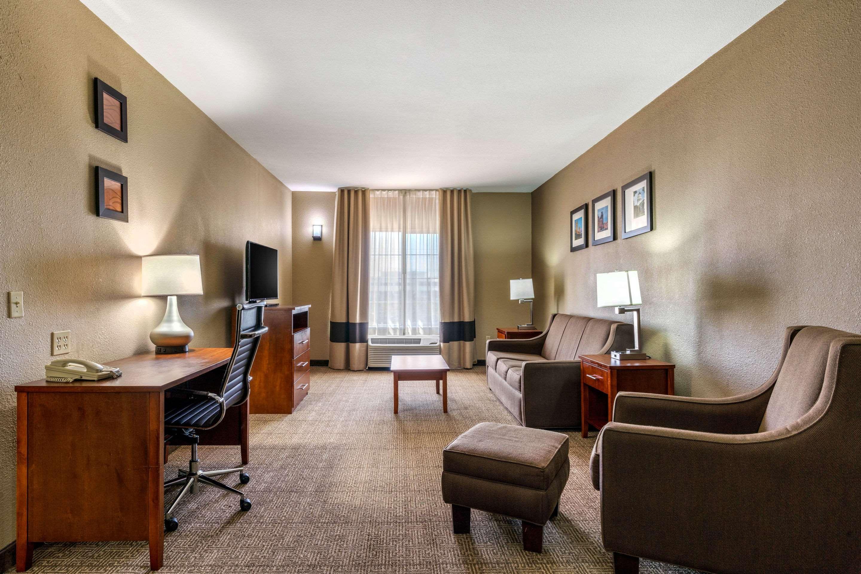 Comfort Inn & Suites Sacramento - University Area 외부 사진