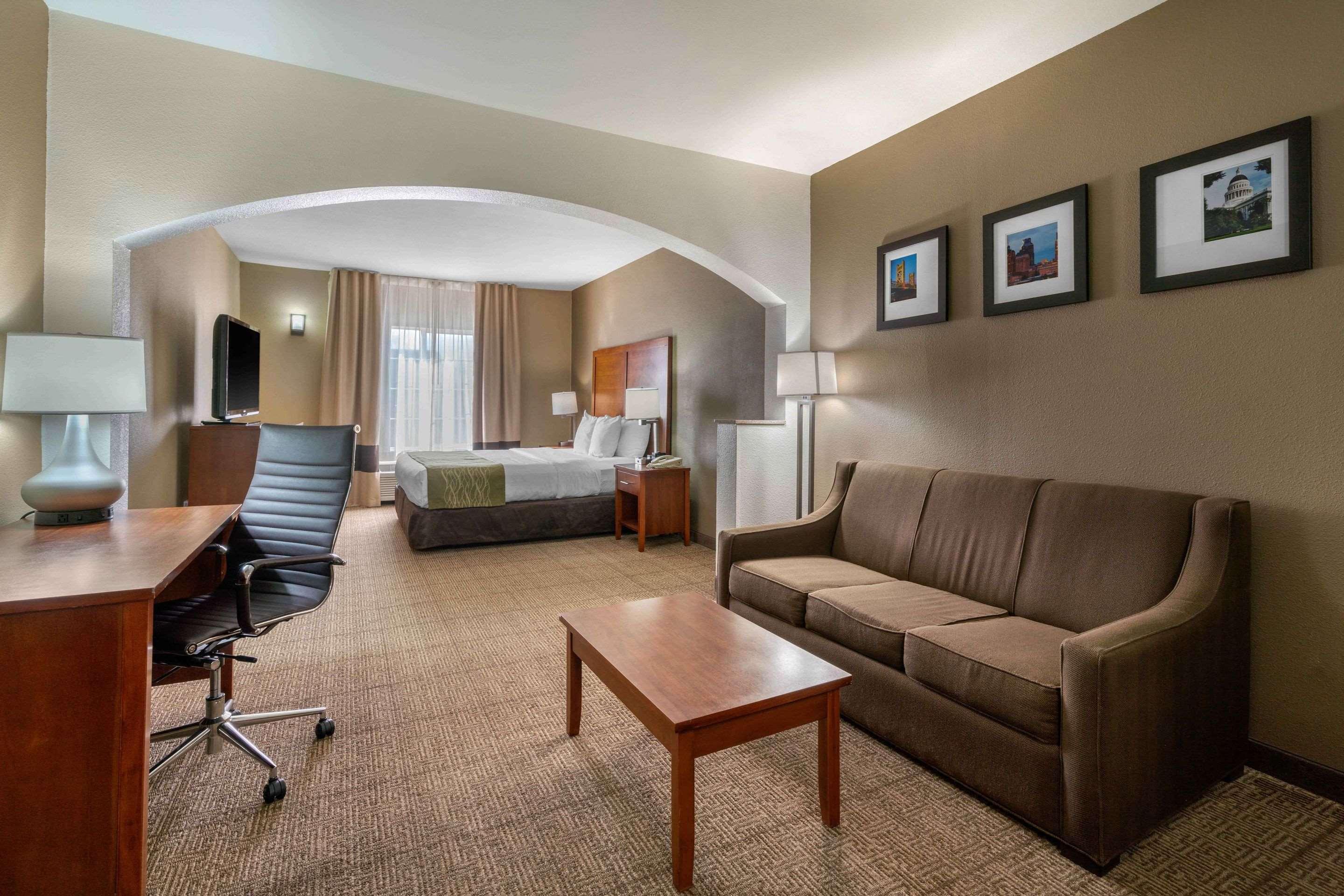 Comfort Inn & Suites Sacramento - University Area 외부 사진