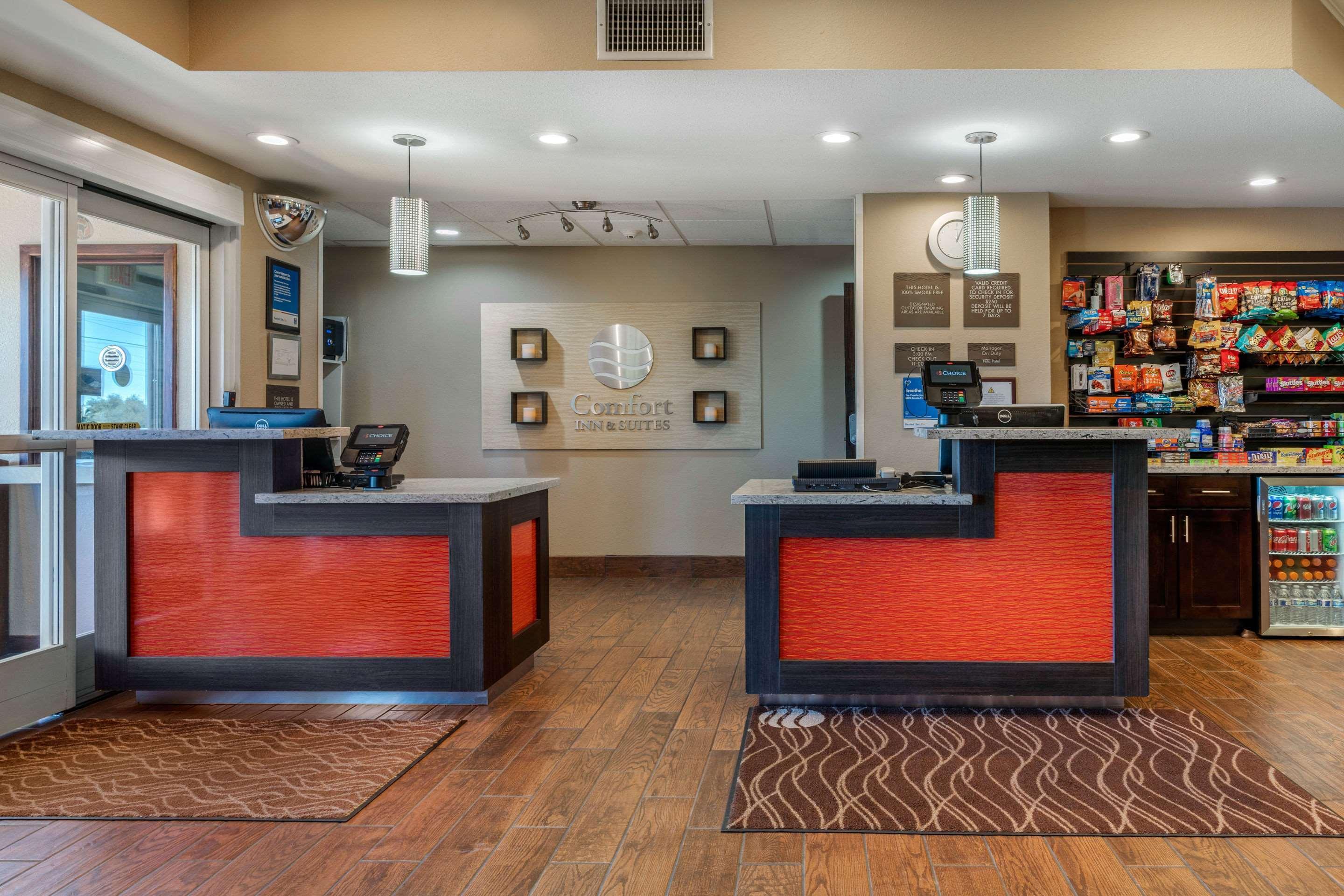 Comfort Inn & Suites Sacramento - University Area 외부 사진
