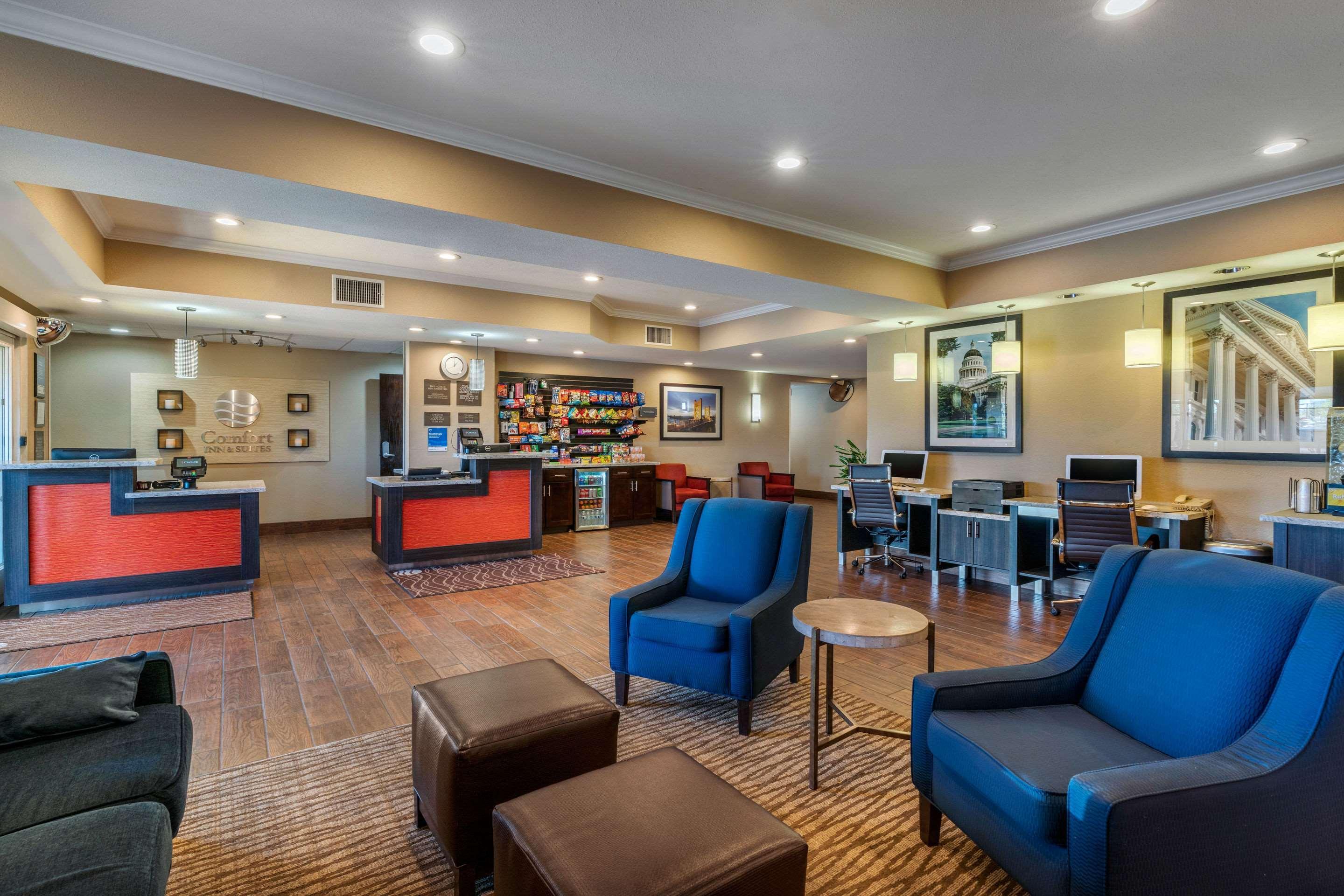 Comfort Inn & Suites Sacramento - University Area 외부 사진