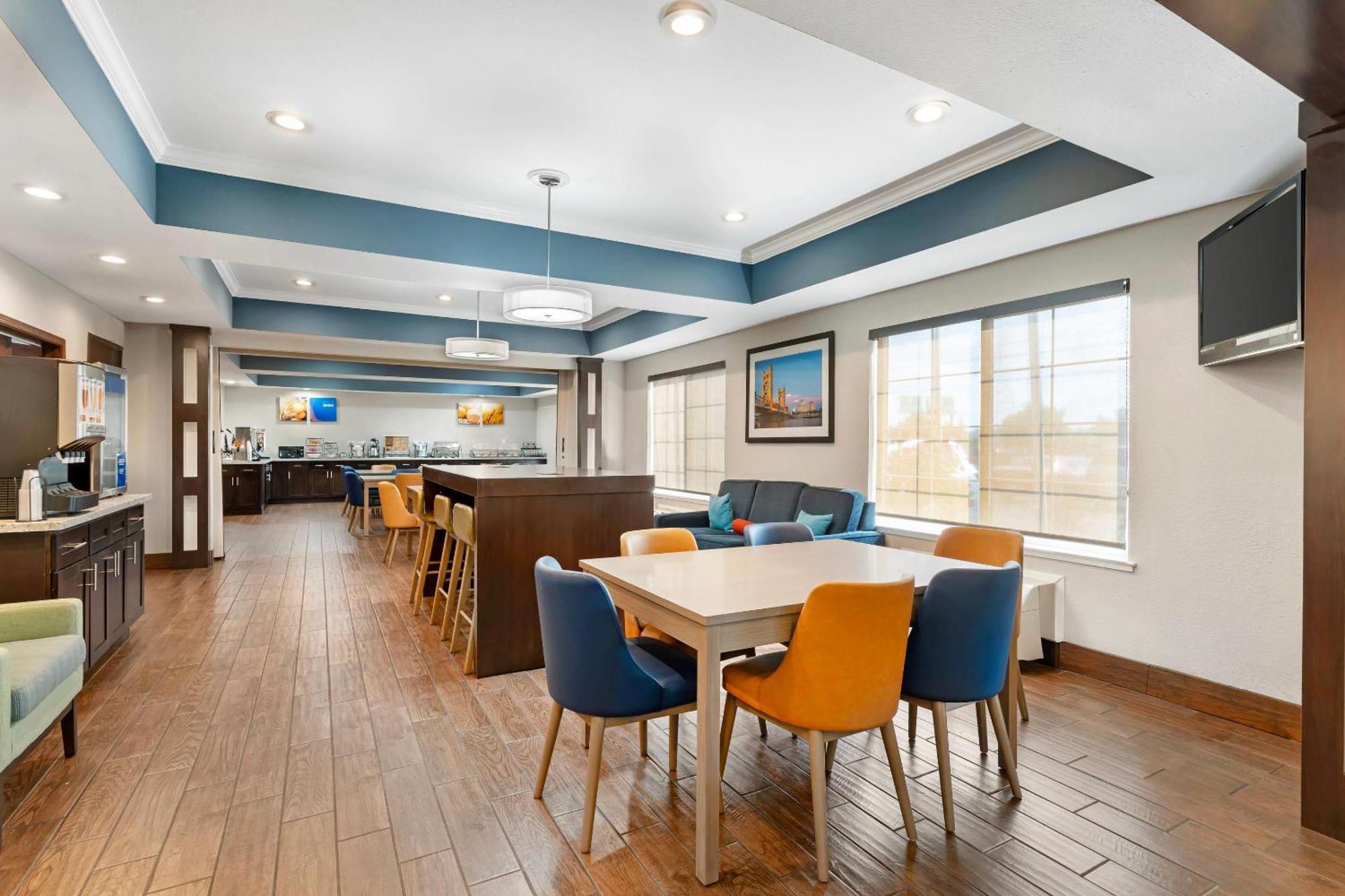 Comfort Inn & Suites Sacramento - University Area 외부 사진